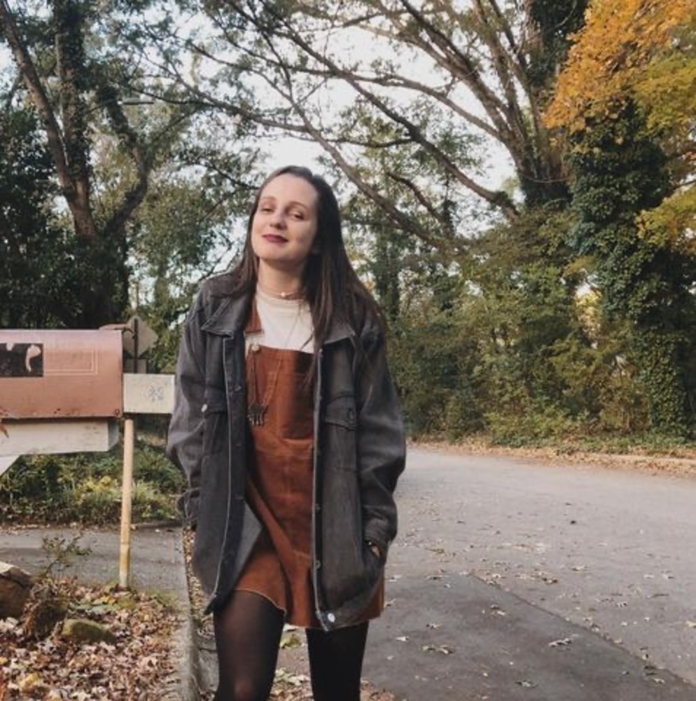 Meet your Posher, Emily